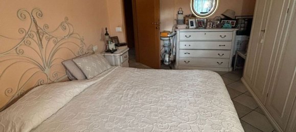 5 rooms Apartment in Pietrasanta, Italy No. 141262 11