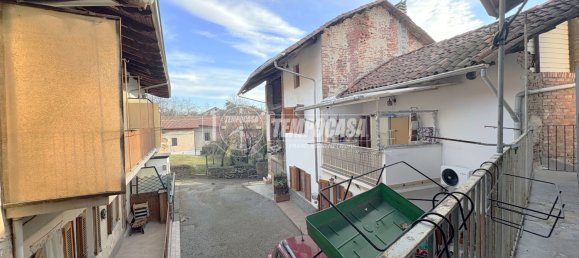 2 bedrooms House in Cossato, Italy No. 86448 18