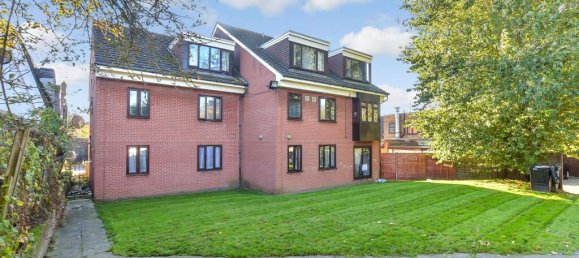 1 Schlafzimmer Wohnung in Chingford, United Kingdom, Nr. 3955 2