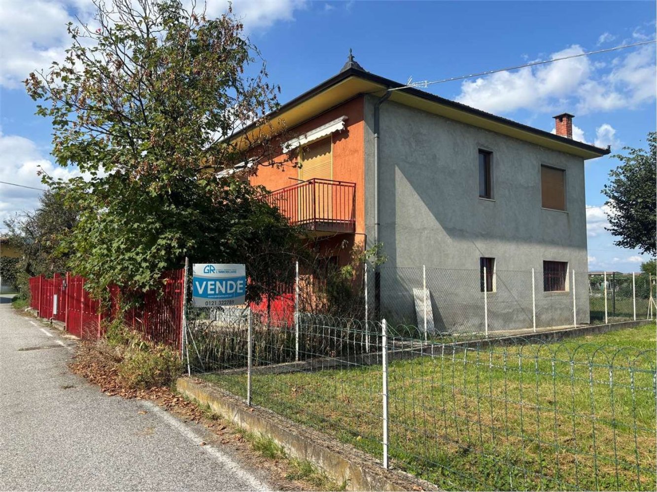 4 bedrooms Villa in San Secondo di Pinerolo, Italy No. 384507