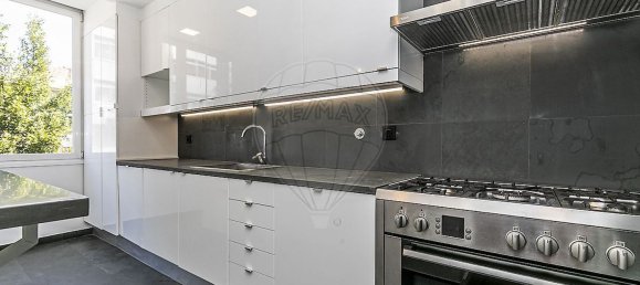 3 bedrooms Apartment in Lisbon, Portugal No. 101496 6