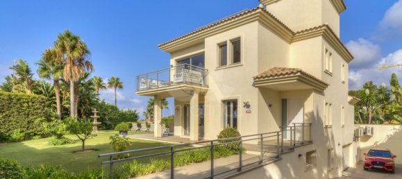 Villa T5 em Marbella, Spain N.º 64402 36