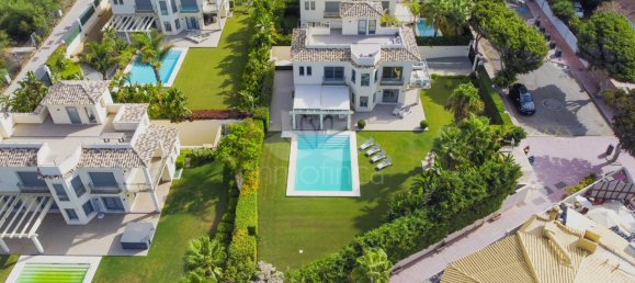 Villa T5 em Marbella, Spain N.º 64402 14