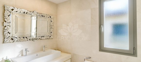 Villa T5 em Marbella, Spain N.º 64402 26