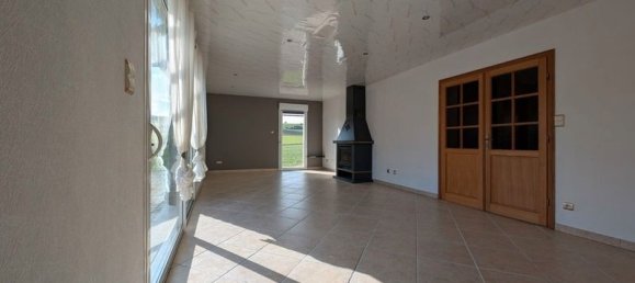 3 bedrooms House in Coulomby, France No. 155085 10