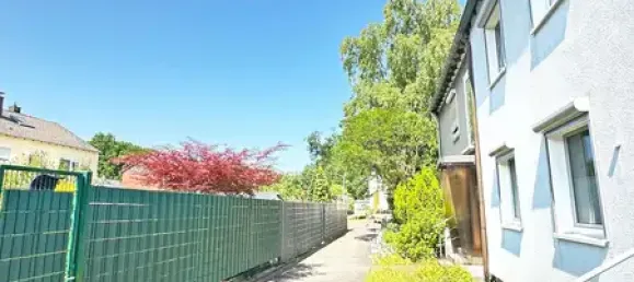 7 rooms Townhouse in Recklinghausen, Germany No. 296083 2