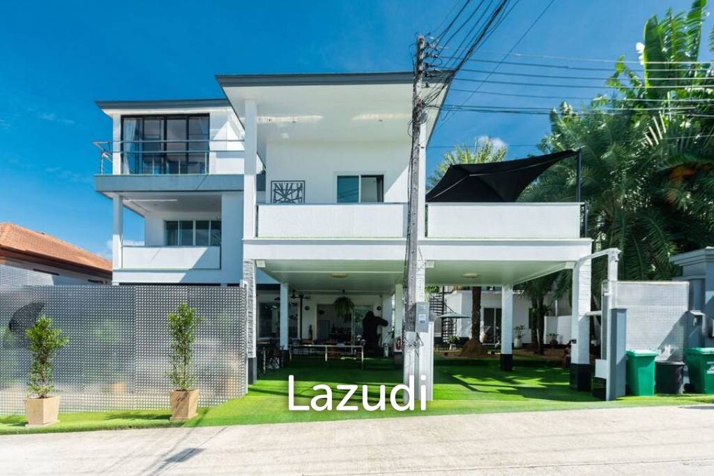 7 bedrooms Villa in Rawai, Thailand No. 13819