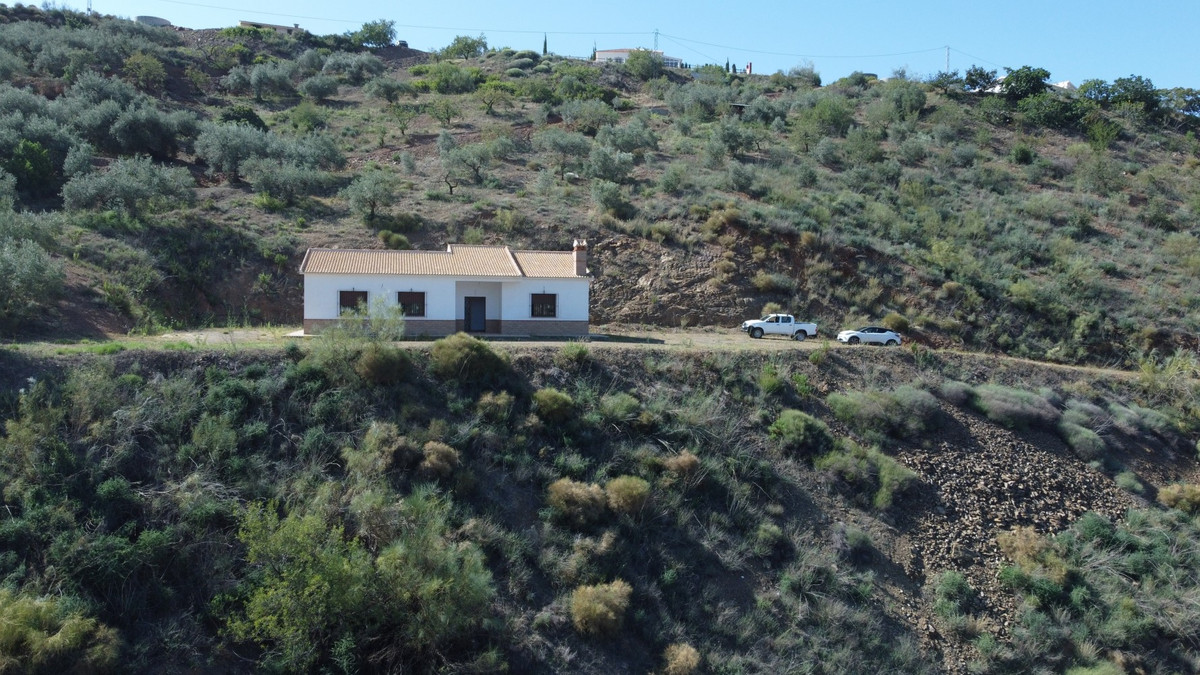 4 bedrooms House in Colmenar, Spain No. 58324
