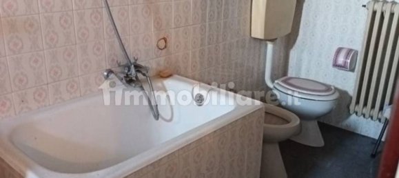 1 Schlafzimmer Haus in Castana, Italy, Nr. 263530 14