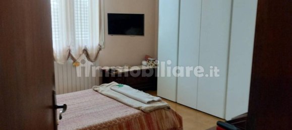 3 Schlafzimmer Haus in Empoli, Italy, Nr. 132459 6