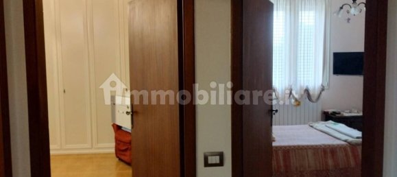 3 Schlafzimmer Haus in Empoli, Italy, Nr. 132459 4
