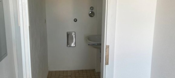 2 chambres Appartement à Neu-Ulm, Germany No. 348616 9