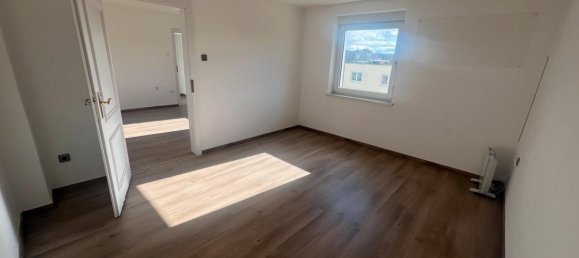 2 chambres Appartement à Neu-Ulm, Germany No. 348616 5