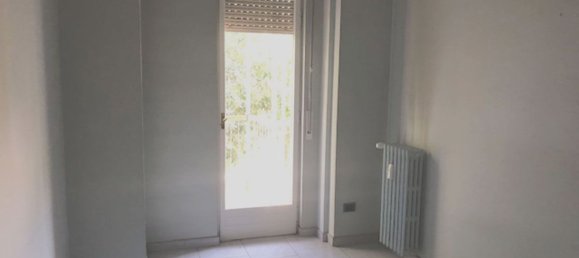 Oficina en Luino, Italy 140 m² No. 364879 6