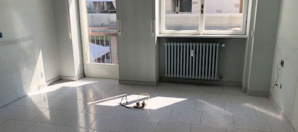 Oficina en Luino, Italy 140 m² No. 364879 9