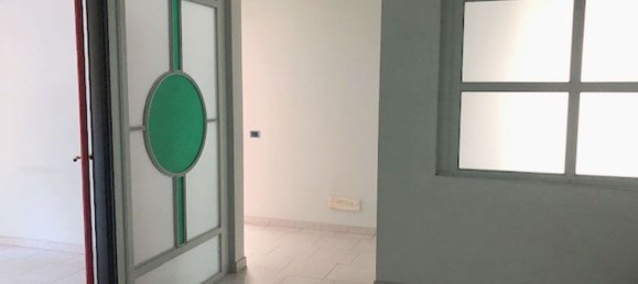 Oficina en Luino, Italy 140 m² No. 364879 4