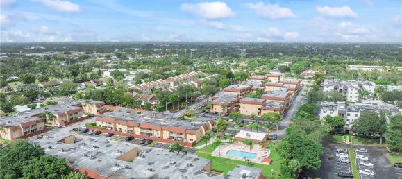 1 غرف نوم عقار تجاري في Miami, الولايات المتحدة رقم 615117 4
