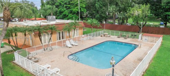 1 غرف نوم عقار تجاري في Miami, الولايات المتحدة رقم 615117 10