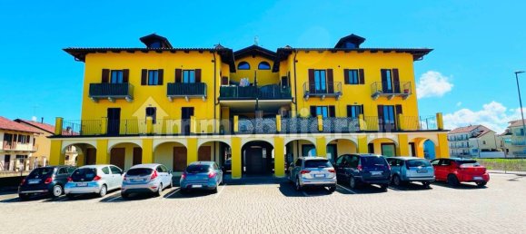 Apartamento de 2 dormitorios en Cherasco, Italy No. 377290 21