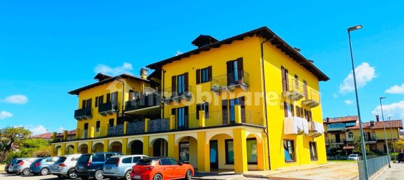 Apartamento de 2 dormitorios en Cherasco, Italy No. 377290 22