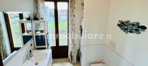 Apartamento de 2 dormitorios en Cherasco, Italy No. 377290 18
