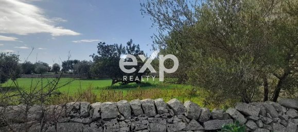 Дом с 5 комнатами в Розолини, Италия № 82570 5