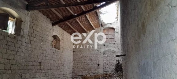 Дом с 5 комнатами в Розолини, Италия № 82570 2