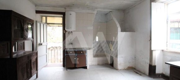 2 bedrooms House in Coimbra, Portugal No. 64695 11