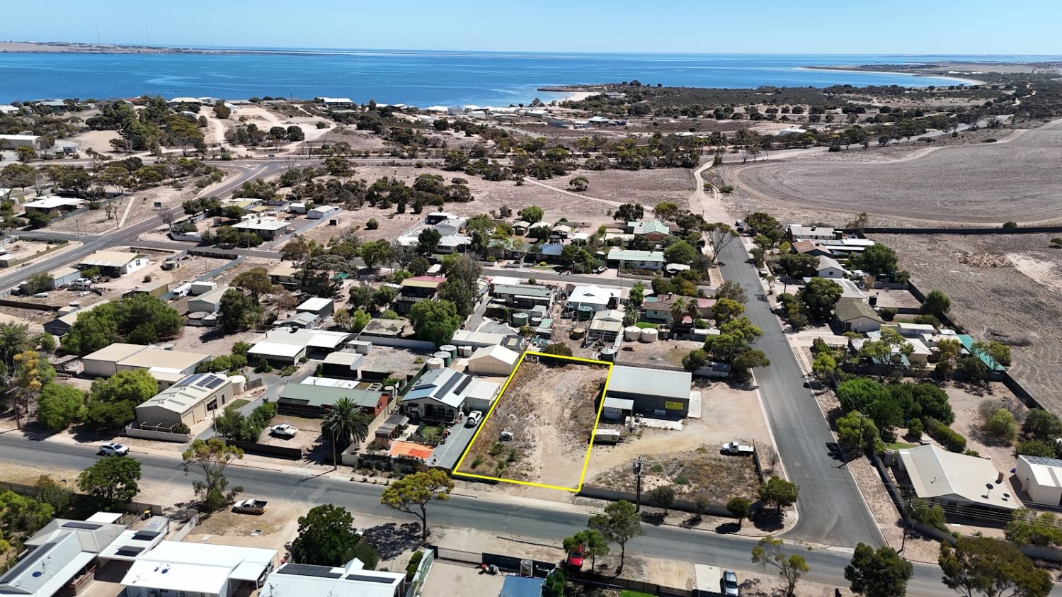 1012m² Land in Streaky Bay, Australia No. 771