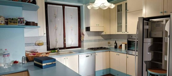 Вилла с 8 комнатами в Сан Сальваторе Монферрато, Италия № 37768 6