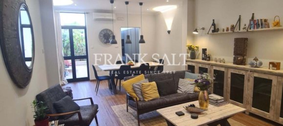 3 bedrooms Townhouse in Sliema, Malta No. 7058 2