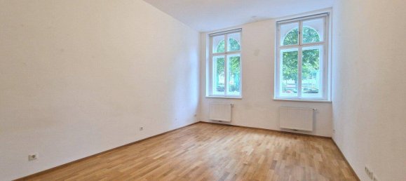 2-salle Appartement à Josefstadt, Austria No. 90562 3