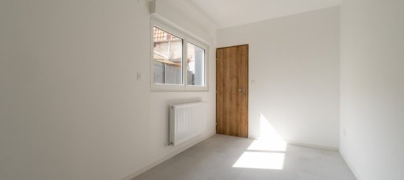 8غرفة منزل في Noyelles-sous-Lens, France رقم 328356 3