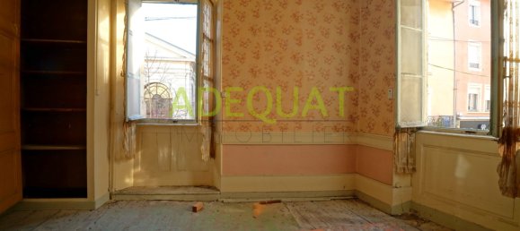 1 غرف نوم منزل ذو طابقين في Bourgoin-Jallieu, France رقم 201604 40