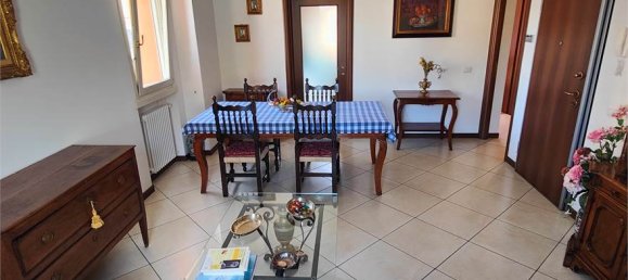 2 bedrooms Apartment in Fidenza, Italy No. 263178 4