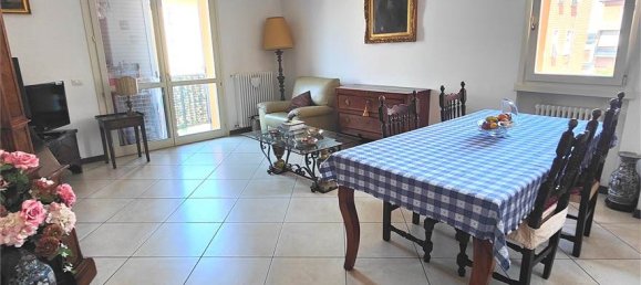 2 bedrooms Apartment in Fidenza, Italy No. 263178 3
