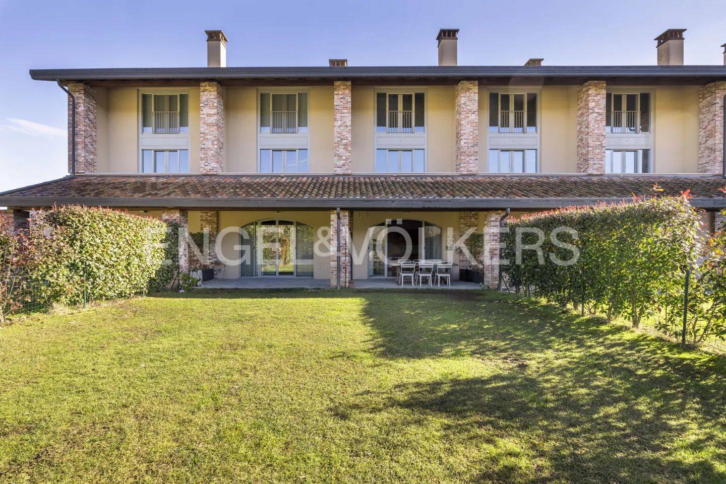 2 bedrooms Apartment in Bogogno, Italy No. 162492