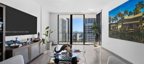1 dormitorio propiedad comercial en venta en Miami, Miami-Dade, Florida, USA № 614866 2