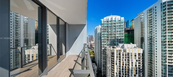 1 dormitorio propiedad comercial en venta en Miami, Miami-Dade, Florida, USA № 614866 5