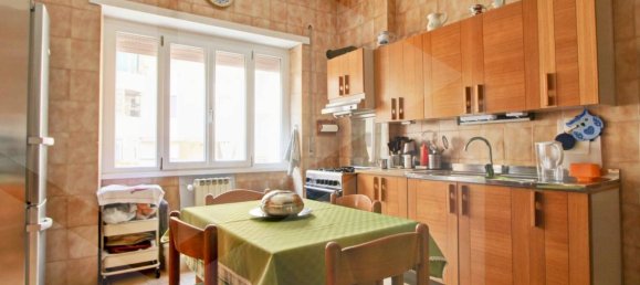 Apartamento de 7 habitaciónes en Rome, Italy No. 30465 10