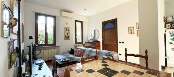 7 rooms House in Camaiore, Italy No. 119870 2