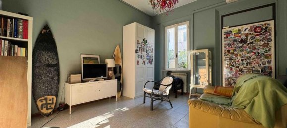 7 rooms House in Camaiore, Italy No. 119870 8