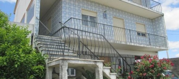 Дом с 5 спальнями в Travancinha, Португалия № 170138 2