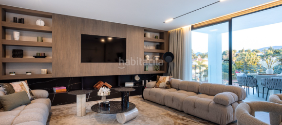 Villa de 5 dormitorios en Marbella, Spain No. 61076 4