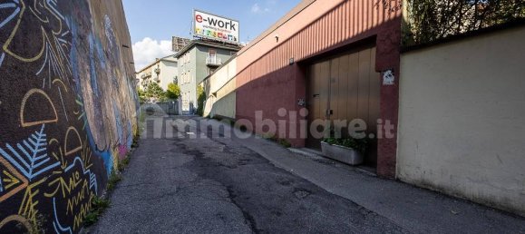 4 bedrooms House in Milan, Italy No. 351663 10