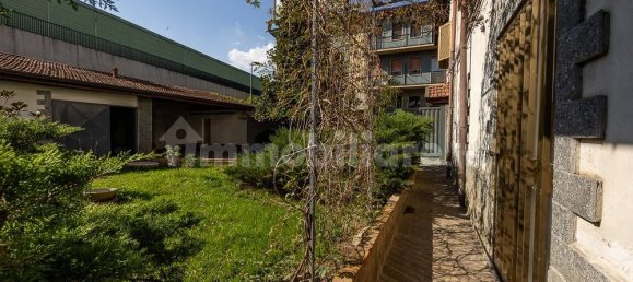 4 bedrooms House in Milan, Italy No. 351663 25