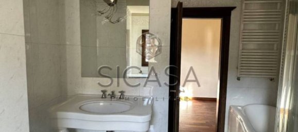 2 bedrooms House in Sansepolcro, Italy No. 122828 29