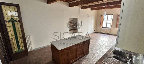 2 bedrooms House in Sansepolcro, Italy No. 122828 10