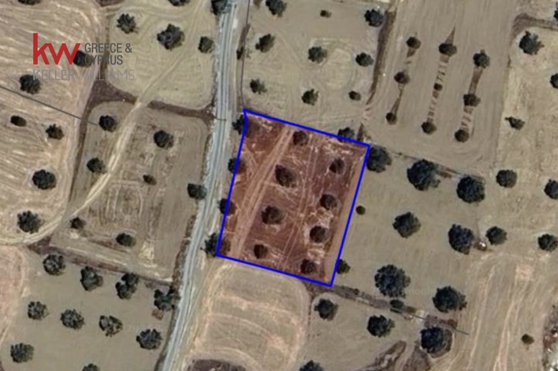 1701 m² terreno en venta en Tseri, Nicosia, Cyprus № 26525