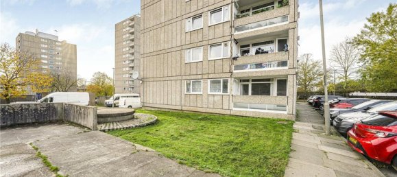  Apartment in London, United Kingdom No. 7334 7